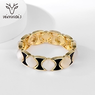 Picture of Zinc Alloy Casual Fashion Bracelet in Exclusive Design