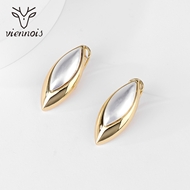 Picture of Shop Zinc Alloy Big Stud Earrings with Wow Elements