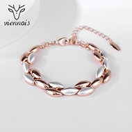 Picture of Zinc Alloy Dubai Fashion Bracelet in Exclusive Design