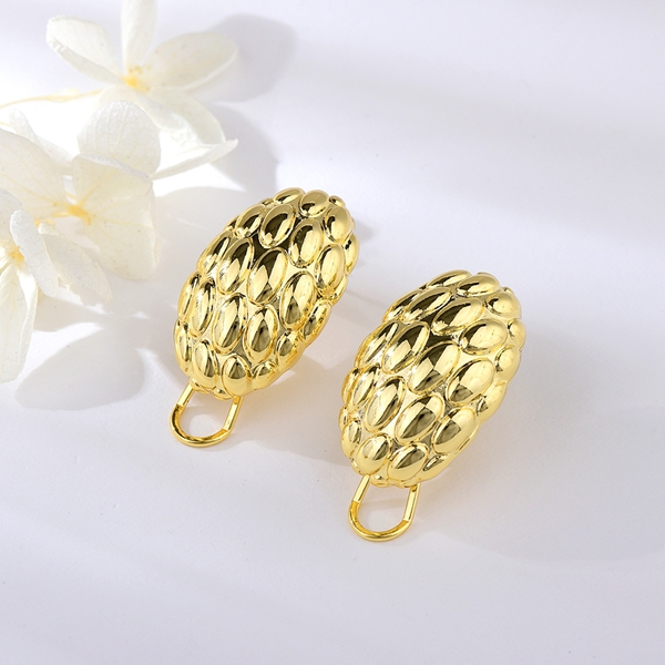 Picture of Hot Selling Gold Plated Dubai Big Stud Earrings from Top Designer