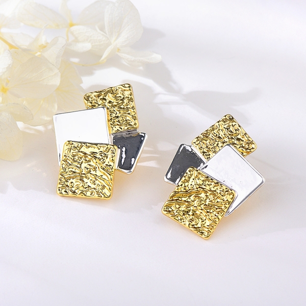 Picture of Impressive Multi-tone Plated Medium Stud Earrings with Low MOQ