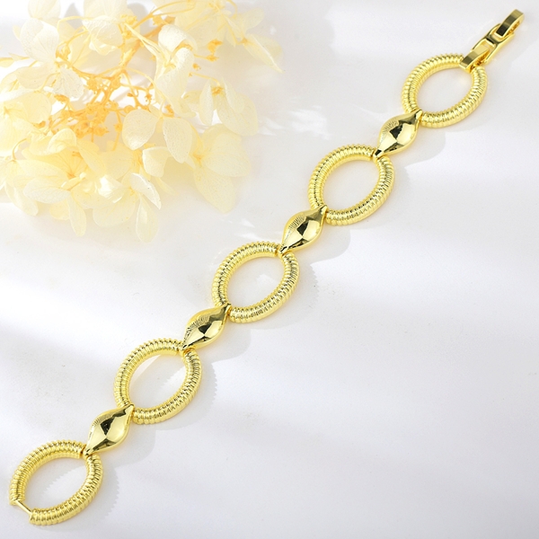 Picture of Zinc Alloy Dubai Fashion Bracelet with Full Guarantee