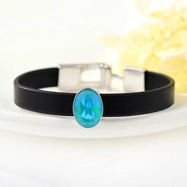 Picture of Unique Swarovski Element Small Fashion Bangle