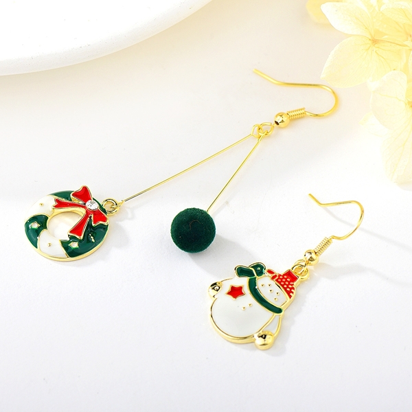 Picture of Great Enamel Holiday Dangle Earrings