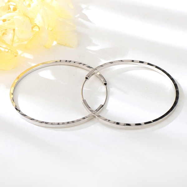 Picture of Filigree Plain Platinum Plated Huggie Earrings