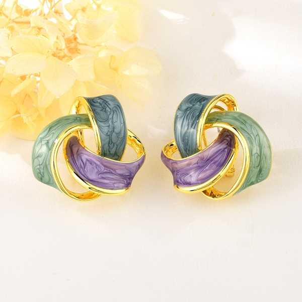 Picture of Classic Enamel Dangle Earrings at Unbeatable Price