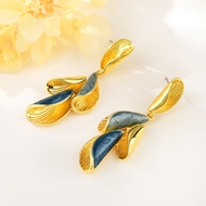 Picture of Zinc Alloy Purple Dangle Earrings with Unbeatable Quality